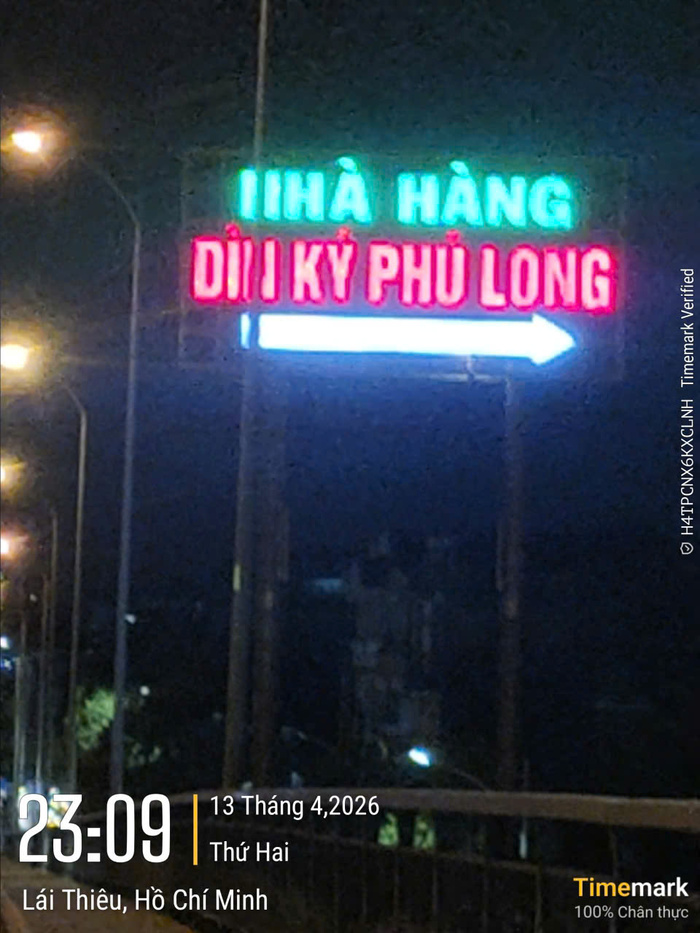 Bảng hiệu quảng cáo